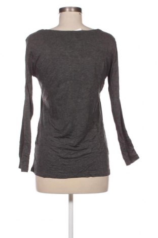 Дамска блуза Kiwi, Размер M, Цвят Сив, Цена 3,12 лв.