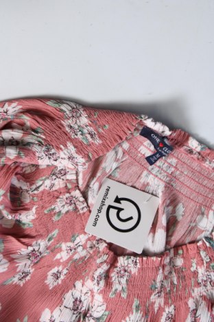 Γυναικεία μπλούζα One Clothing, Μέγεθος M, Χρώμα Ρόζ , Τιμή 1,64 €