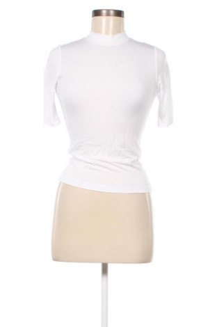 Γυναικείο t-shirt Collusion, Μέγεθος M, Χρώμα Λευκό, Τιμή 15,98 €
