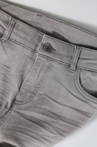 Dámske džínsy , Veľkosť M, Farba Sivá, Cena  11,86 €