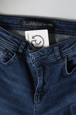 Dámske džínsy  LCW, Veľkosť XS, Farba Modrá, Cena  21,48 €