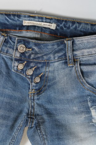 Dámske džínsy  Luxury, Veľkosť XS, Farba Modrá, Cena  17,90 €