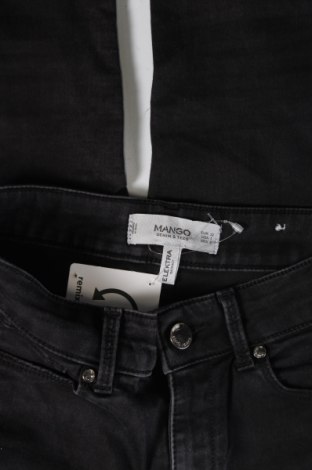 Dámske džínsy  Mango, Veľkosť XS, Farba Čierna, Cena  13,32 €
