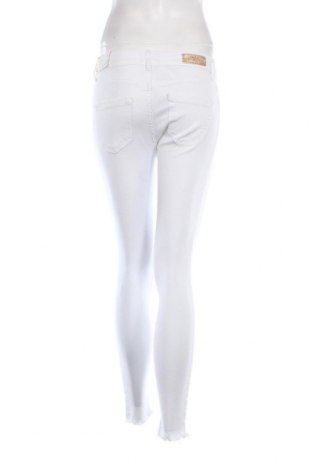 Damen Jeans ONLY, Größe S, Farbe Weiß, Preis € 10,16