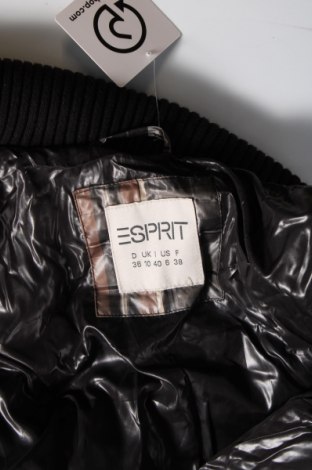 Dámská vesta  Esprit, Velikost S, Barva Vícebarevné, Cena  606,00 Kč