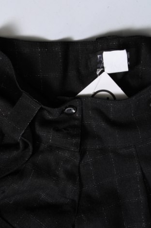 Γυναικείο κοντό παντελόνι, Μέγεθος S, Χρώμα Μαύρο, Τιμή 1,65 €