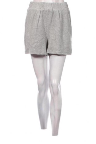 Γυναικείο κοντό παντελόνι 4th & Reckless, Μέγεθος M, Χρώμα Γκρί, Τιμή 37,11 €