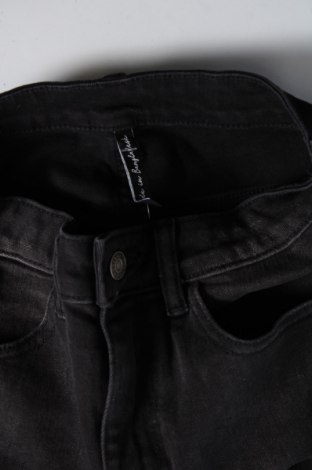 Γυναικείο κοντό παντελόνι ASYOU, Μέγεθος XS, Χρώμα Μαύρο, Τιμή 6,31 €