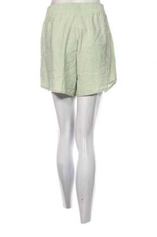 Дамски къс панталон Envii, Размер XL, Цвят Зелен, Цена 72,00 лв.