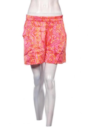 Γυναικείο κοντό παντελόνι Influence, Μέγεθος M, Χρώμα Πολύχρωμο, Τιμή 4,82 €