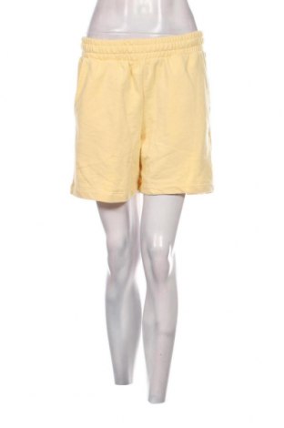 Γυναικείο κοντό παντελόνι JJXX, Μέγεθος M, Χρώμα Κίτρινο, Τιμή 7,42 €