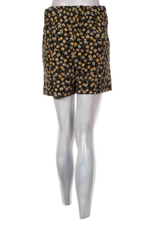 Дамски къс панталон Jacqueline De Yong, Размер M, Цвят Многоцветен, Цена 13,64 лв.