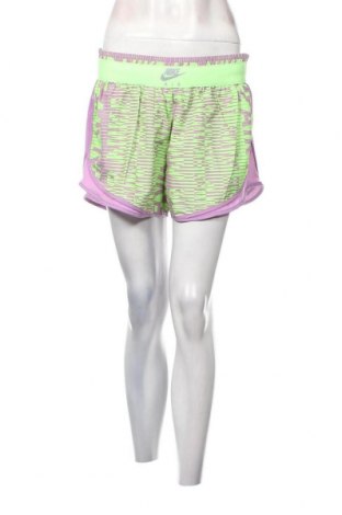 Damen Shorts Nike, Größe L, Farbe Mehrfarbig, Preis 37,11 €