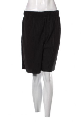 Γυναικείο κοντό παντελόνι Review, Μέγεθος L, Χρώμα Μαύρο, Τιμή 8,16 €
