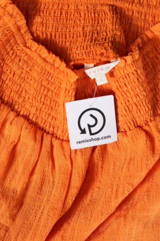 Дамски къс панталон Review, Размер M, Цвят Оранжев, Цена 25,20 лв.