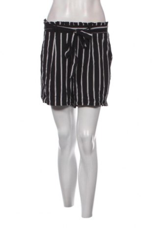Γυναικείο κοντό παντελόνι Review, Μέγεθος M, Χρώμα Πολύχρωμο, Τιμή 9,28 €
