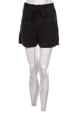 Дамски къс панталон Vero Moda, Размер M, Цвят Черен, Цена 13,60 лв.