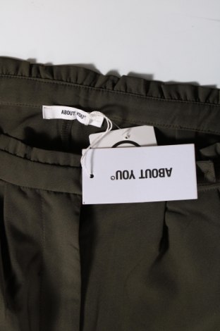 Pantaloni de femei About You, Mărime L, Culoare Verde, Preț 30,20 Lei