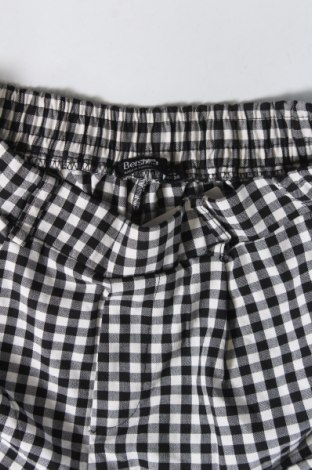 Дамски панталон Bershka, Размер S, Цвят Многоцветен, Цена 4,35 лв.