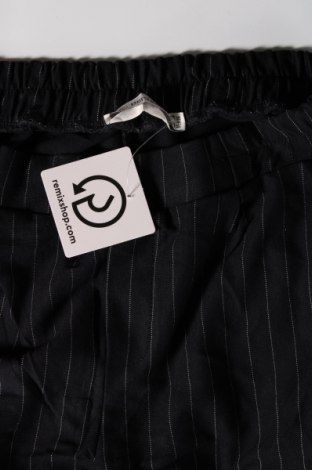 Pantaloni de femei Bershka, Mărime S, Culoare Negru, Preț 12,99 Lei