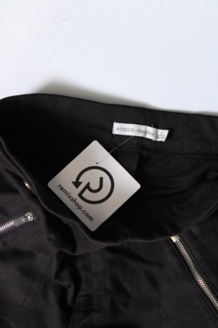 Γυναικείο παντελόνι Bershka, Μέγεθος S, Χρώμα Μαύρο, Τιμή 2,15 €