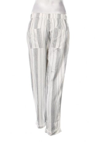 Дамски панталон Christian Berg, Размер M, Цвят Многоцветен, Цена 42,16 лв.