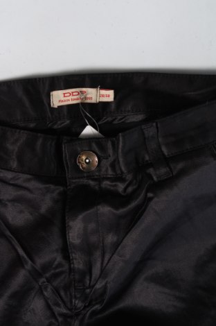 Γυναικείο παντελόνι DDP, Μέγεθος M, Χρώμα Μαύρο, Τιμή 2,15 €