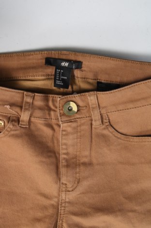 Дамски панталон H&M, Размер XS, Цвят Бежов, Цена 5,22 лв.