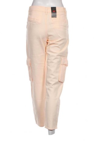 Дамски панталон Levi's, Размер M, Цвят Розов, Цена 146,00 лв.
