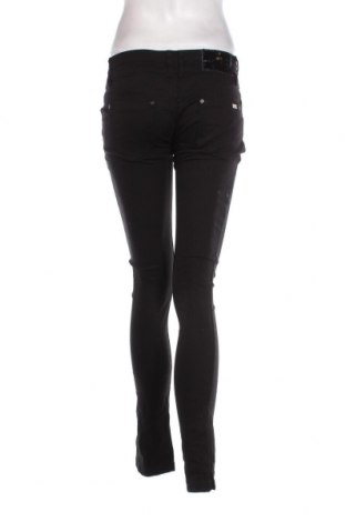 Pantaloni de femei Madonna, Mărime S, Culoare Negru, Preț 11,45 Lei