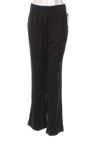 Γυναικείο παντελόνι NA-KD, Μέγεθος S, Χρώμα Μαύρο, Τιμή 7,18 €