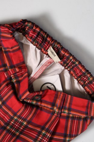 Дамски панталон Pull&Bear, Размер S, Цвят Многоцветен, Цена 4,35 лв.