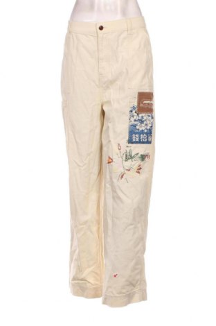 Дамски панталон Reclaimed Vintage, Размер M, Цвят Бежов, Цена 26,10 лв.