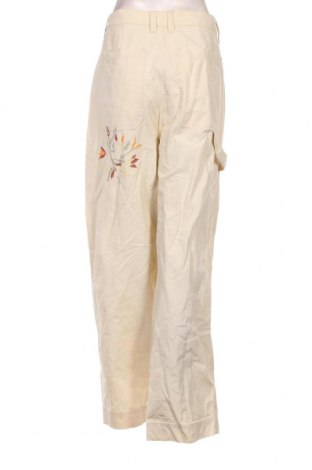 Дамски панталон Reclaimed Vintage, Размер M, Цвят Бежов, Цена 87,00 лв.