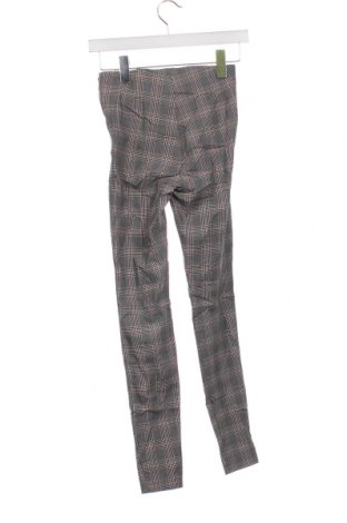 Дамски панталон Zara, Размер XS, Цвят Многоцветен, Цена 4,40 лв.