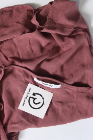 Γυναικείο αμάνικο μπλουζάκι About You, Μέγεθος M, Χρώμα Βιολετί, Τιμή 13,92 €