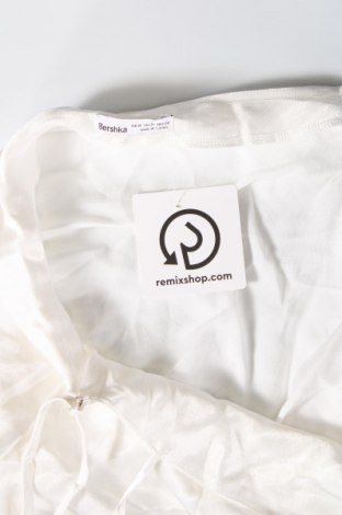 Γυναικείο αμάνικο μπλουζάκι Bershka, Μέγεθος M, Χρώμα Λευκό, Τιμή 3,79 €