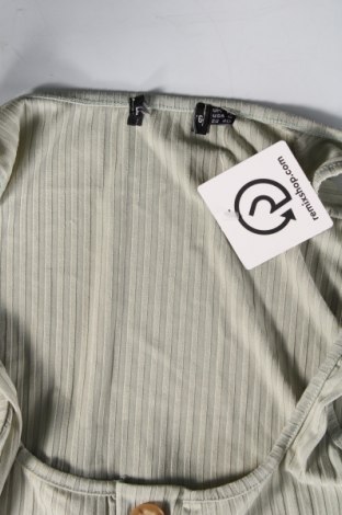 Γυναικείο αμάνικο μπλουζάκι Pretty Little Thing, Μέγεθος L, Χρώμα Πράσινο, Τιμή 1,73 €