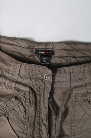 Дамски спортен панталон H&M, Размер XS, Цвят Зелен, Цена 38,81 лв.