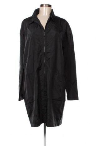 Γυναικείο μπουφάν Urban Classics, Μέγεθος S, Χρώμα Μαύρο, Τιμή 10,14 €