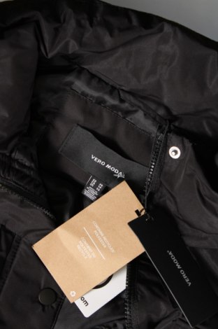 Γυναικείο μπουφάν Vero Moda, Μέγεθος XS, Χρώμα Μαύρο, Τιμή 9,30 €