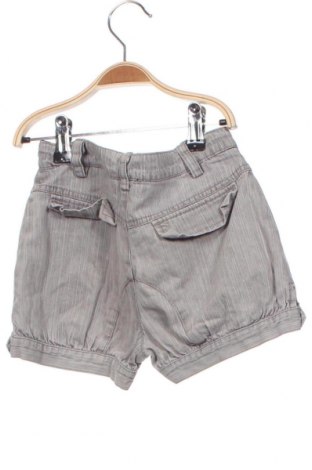Детски къс панталон, Размер 7-8y/ 128-134 см, Цвят Сив, Цена 21,00 лв.
