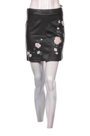 Δερμάτινη φούστα Mohito, Μέγεθος S, Χρώμα Μαύρο, Τιμή 9,49 €