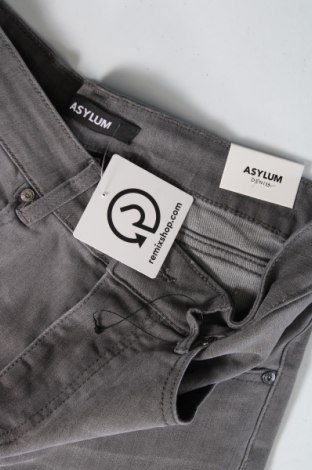 Herren Jeans Asylum, Größe S, Farbe Grau, Preis € 6,73