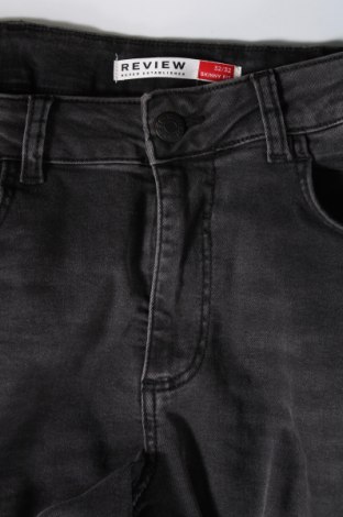 Herren Jeans Review, Größe M, Farbe Grau, Preis 44,85 €