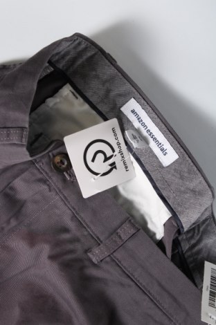 Ανδρικό κοντό παντελόνι Amazon Essentials, Μέγεθος L, Χρώμα Γκρί, Τιμή 9,90 €
