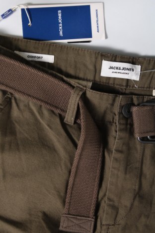 Мъжки къс панталон Jack & Jones, Размер S, Цвят Зелен, Цена 54,00 лв.
