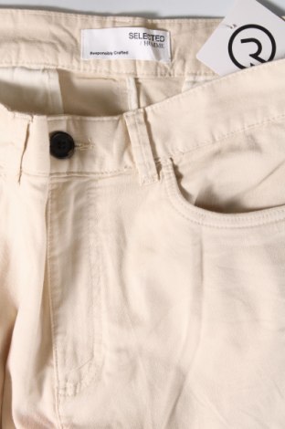 Мъжки къс панталон Selected Homme, Размер M, Цвят Екрю, Цена 54,00 лв.