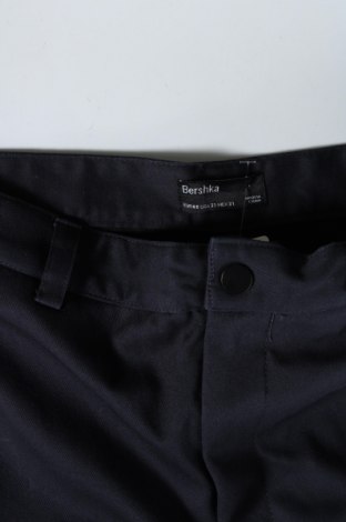 Pantaloni de bărbați Bershka, Mărime M, Culoare Albastru, Preț 34,80 Lei