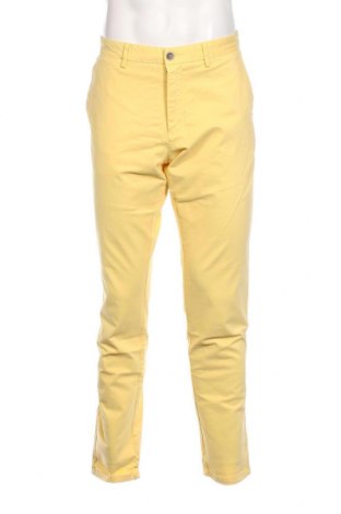 Мъжки панталон Burton of London, Размер M, Цвят Жълт, Цена 14,79 лв.